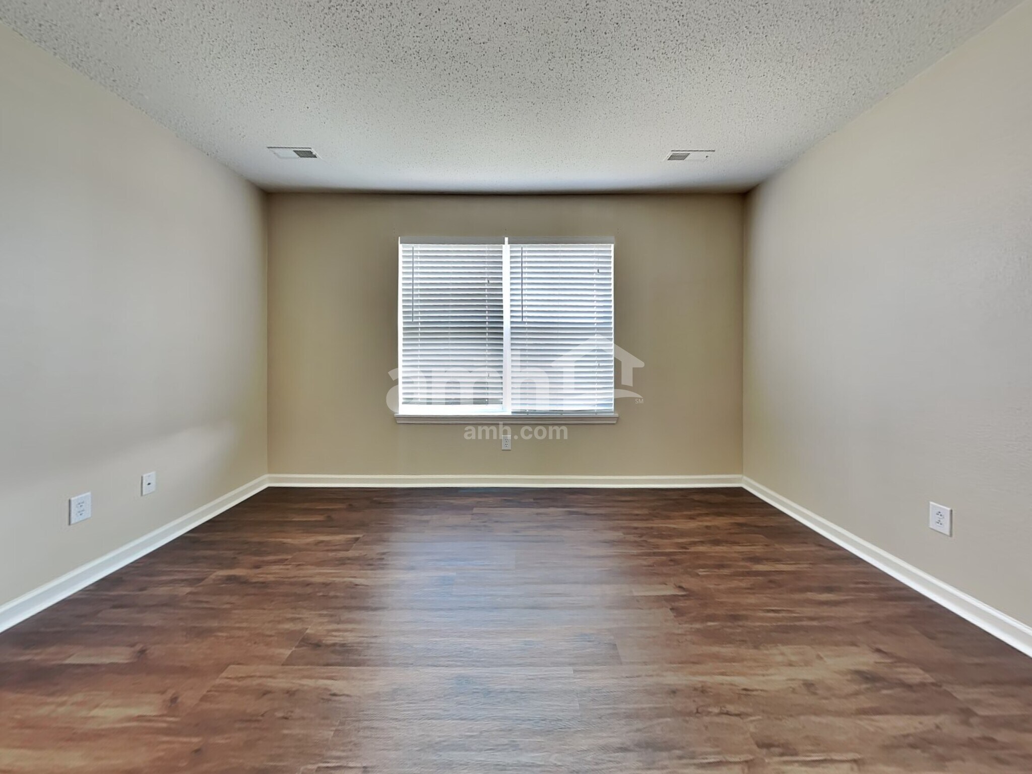 Building Photo - 656 Rocky Meadow Dr