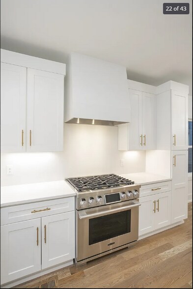 Building Photo - 539 Croley Dr