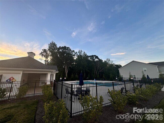 Building Photo - 4182 Steel Wy