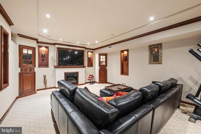 Building Photo - 12104 Guinevere Pl