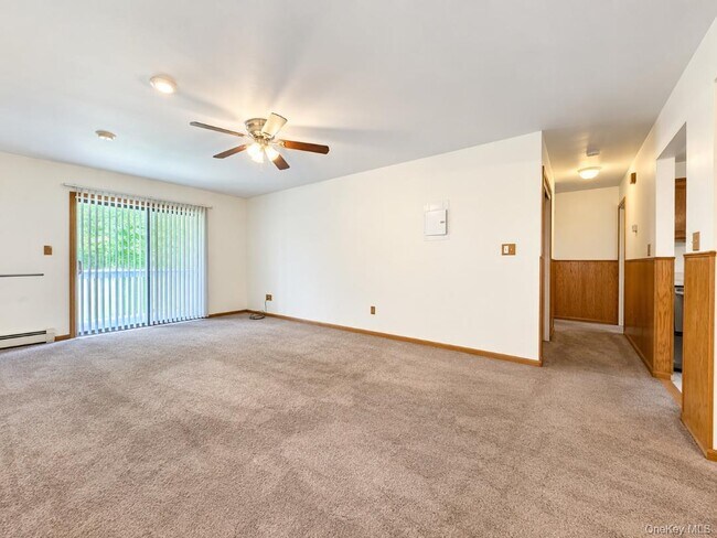 Building Photo - 248 Concord Ln