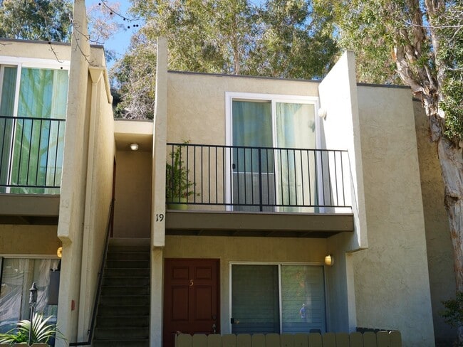 Building Photo - 2850 Reynard Way