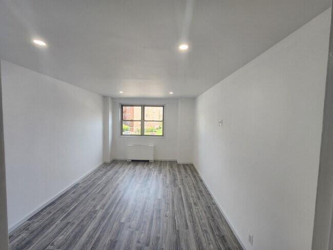 Building Photo - 7100 JFK Blvd E