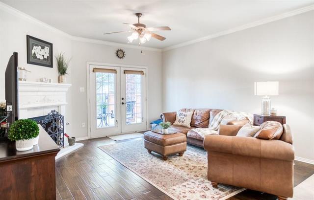 Building Photo - 11550 Henderson Dr