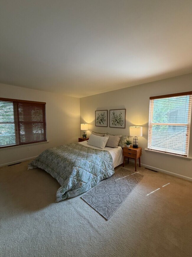 Building Photo - 1016 Timber Creek Dr