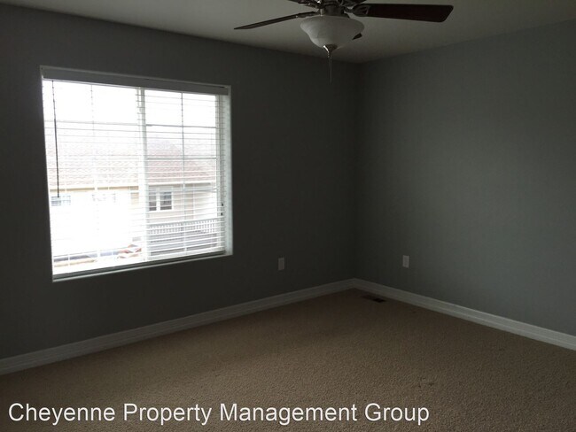 Building Photo - 3 br, 3 bath House - 4741 Harmon Ave