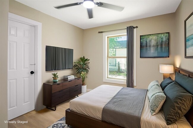 Building Photo - 5313 Firnat St