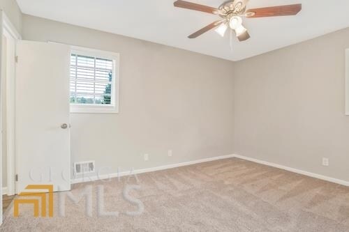 Building Photo - 1758 Poinsettia Dr