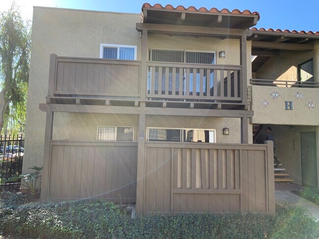 Building Photo - 1345 Cabrillo Park Dr