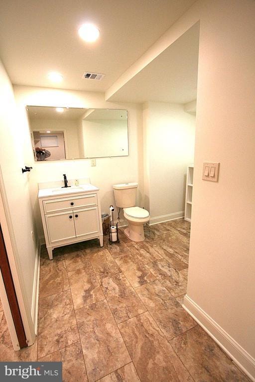 Building Photo - 10104 Towhee Ave