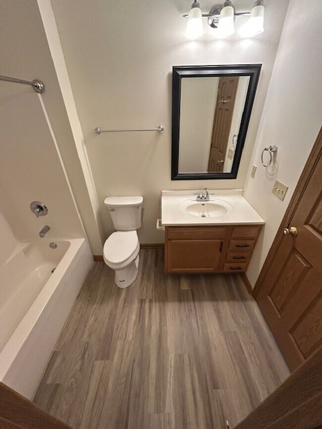 Building Photo - Modern Brick Ranch with 3 Bedrooms, 1.5 Ba...