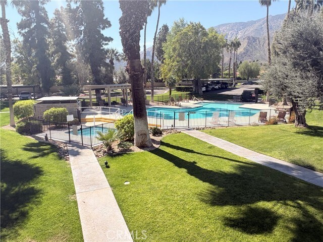 Building Photo - 510 N Villa Ct