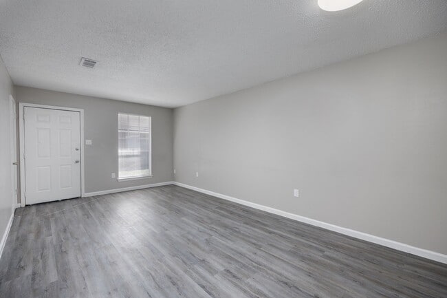 Building Photo - 2BR Units in Gonzales - TAKING APPLICATION...
