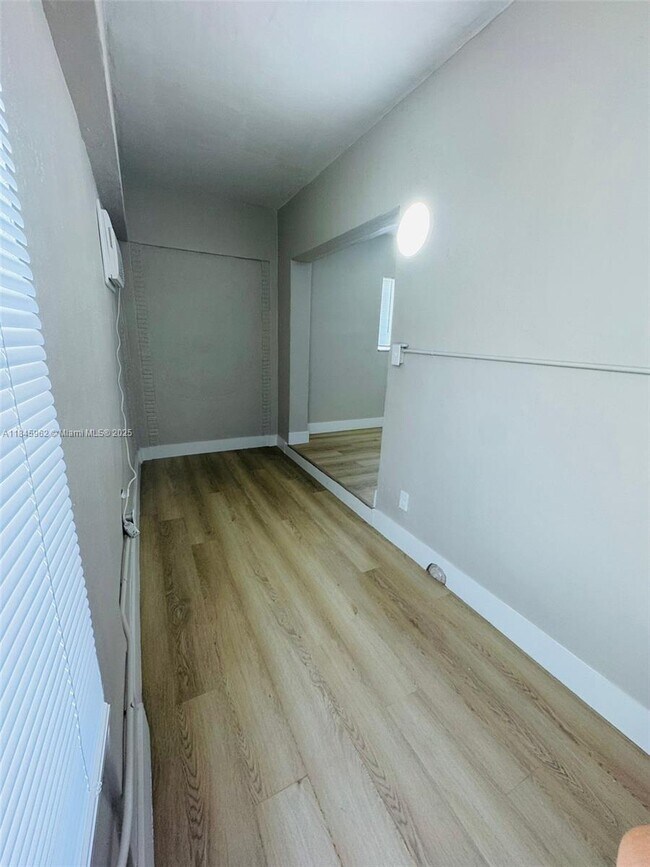 Building Photo - 2960 W Flagler St