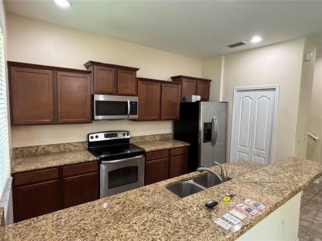 Building Photo - 11187 Savannah Landing Cir
