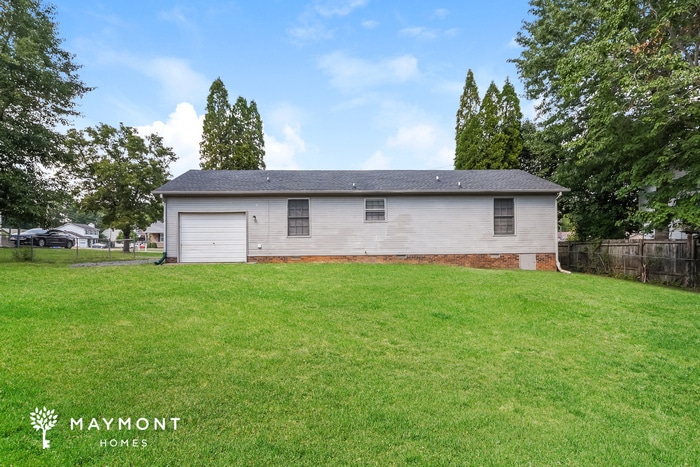Building Photo - 632 Doane Dr