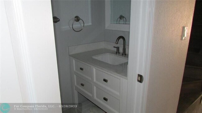 Building Photo - 1392 NW 97th Terrace