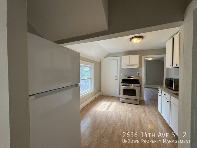 Building Photo - 2636 14th Ave S