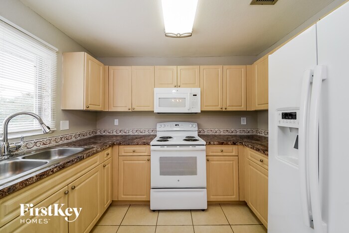 Building Photo - 3631 Harbor Blvd