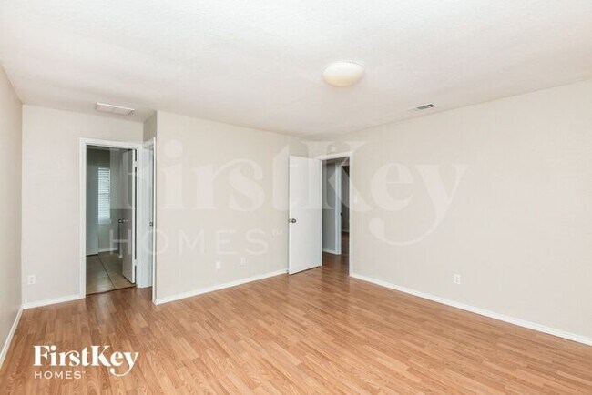 Building Photo - 7700 Castillo Rd