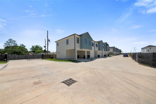 Building Photo - 3262 Sauce Pan Wy