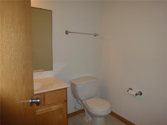 Building Photo - 4770 Underwood Ln N