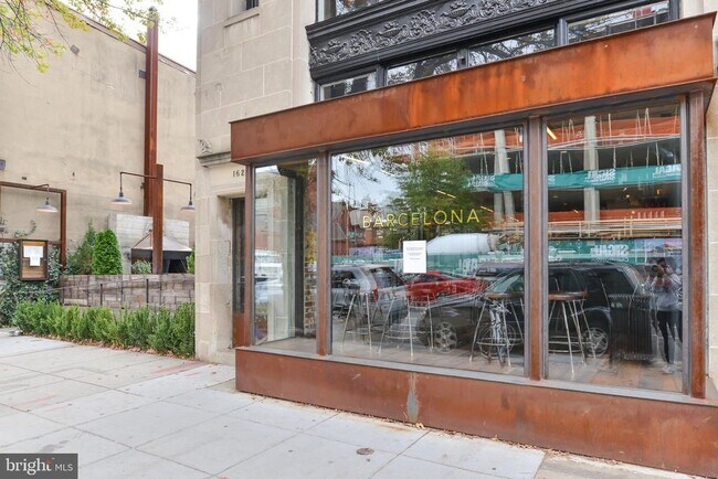 Building Photo - 1427 Rhode Island Ave NW
