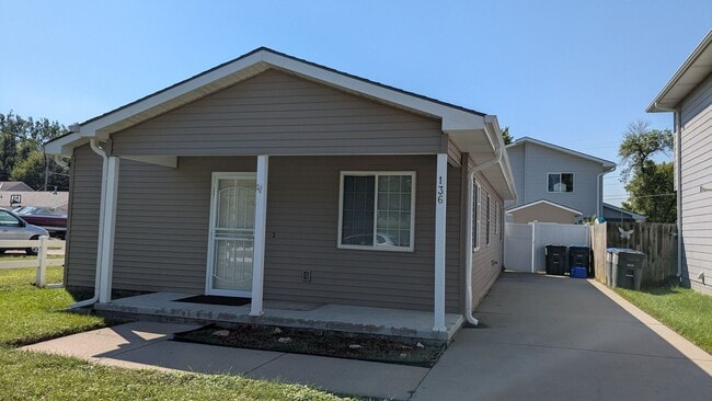 Primary Photo - 3-bed home near Lake Manawa
