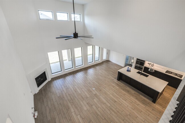 Building Photo - 29823 Longleaf Grv Ln