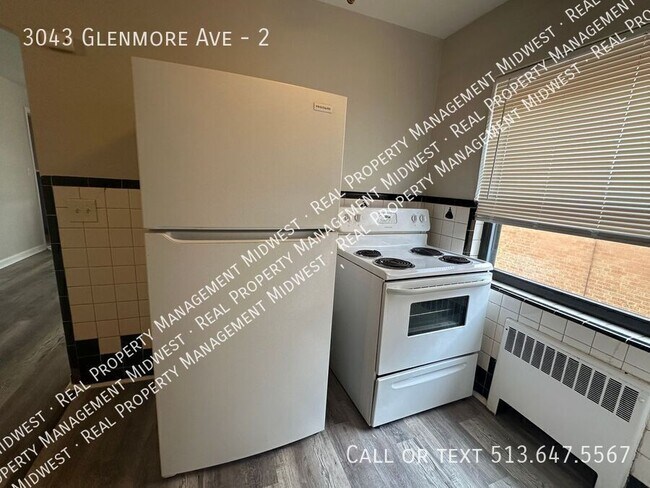 Building Photo - 3043 Glenmore Ave