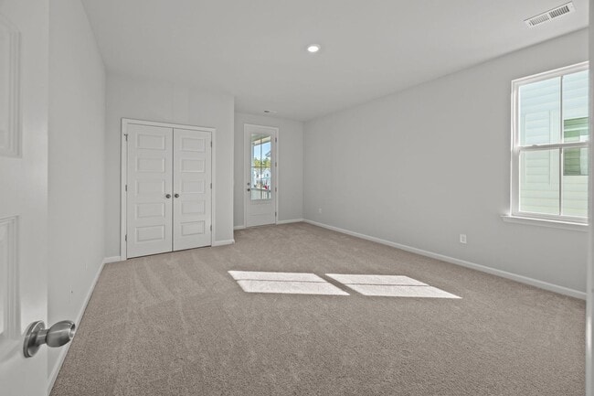 Building Photo - This brand-new home makes a statement from the moment you arrive!