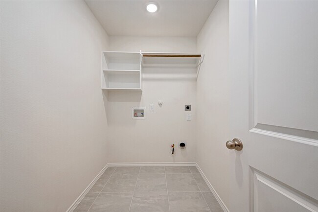 Building Photo - 32013 Towering Birch Trl