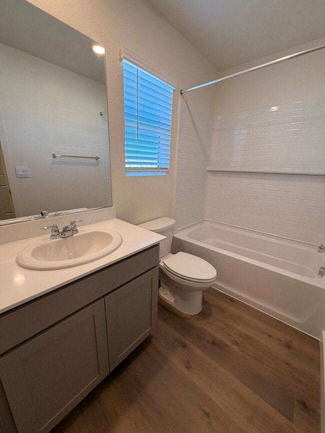 Building Photo - Beautiful home North Valleys, Centrally Lo...