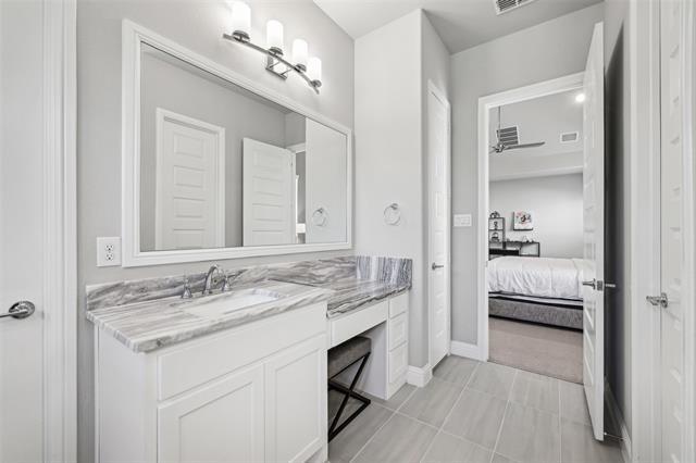 Building Photo - 13457 Rembrandt Dr
