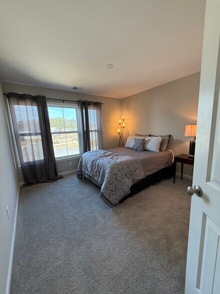 Building Photo - 4363 Vista Creek Ln