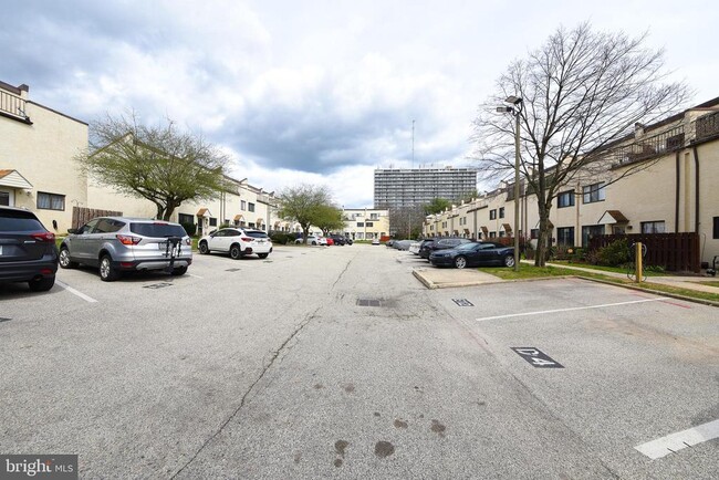 Building Photo - 7601 Crittenden St