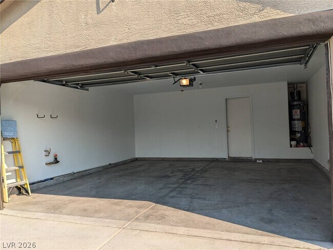 Building Photo - 6284 Desert Lavender Ave