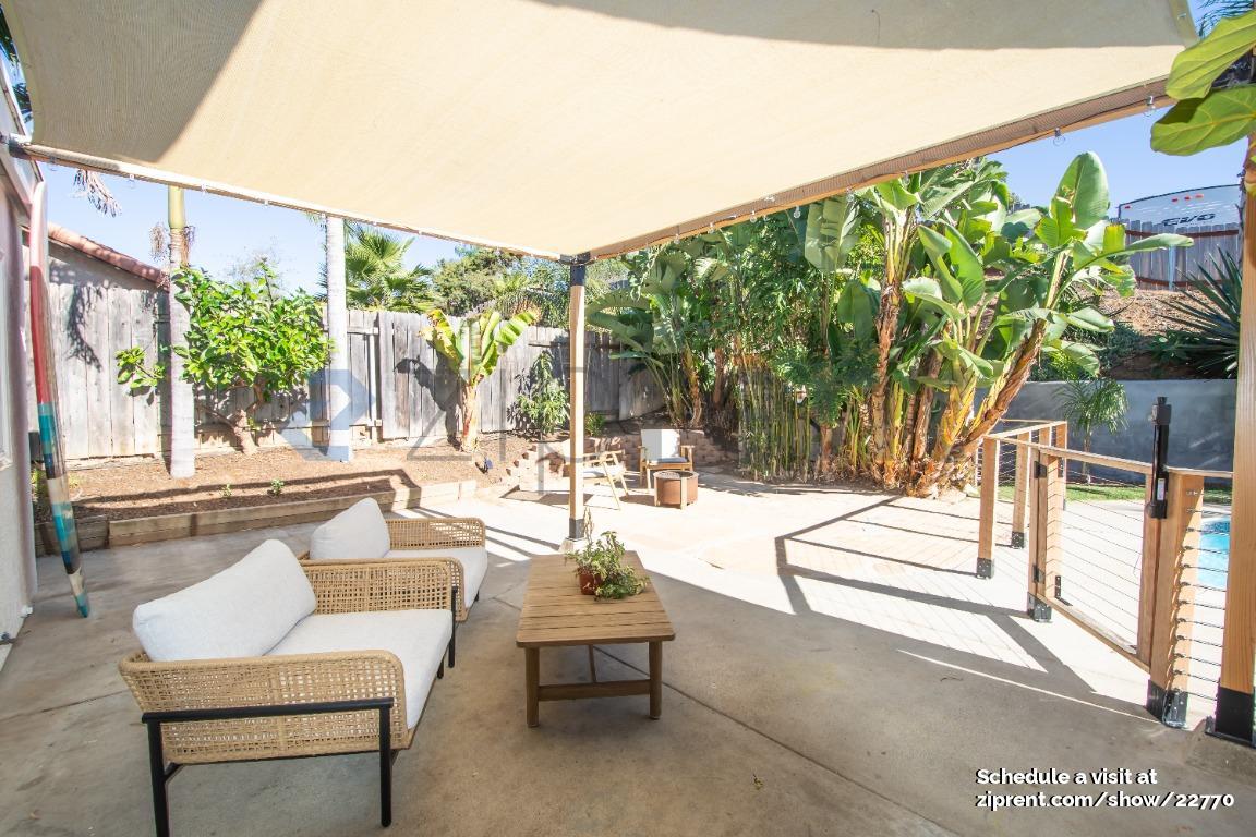 Building Photo - 189 Calle Guernica