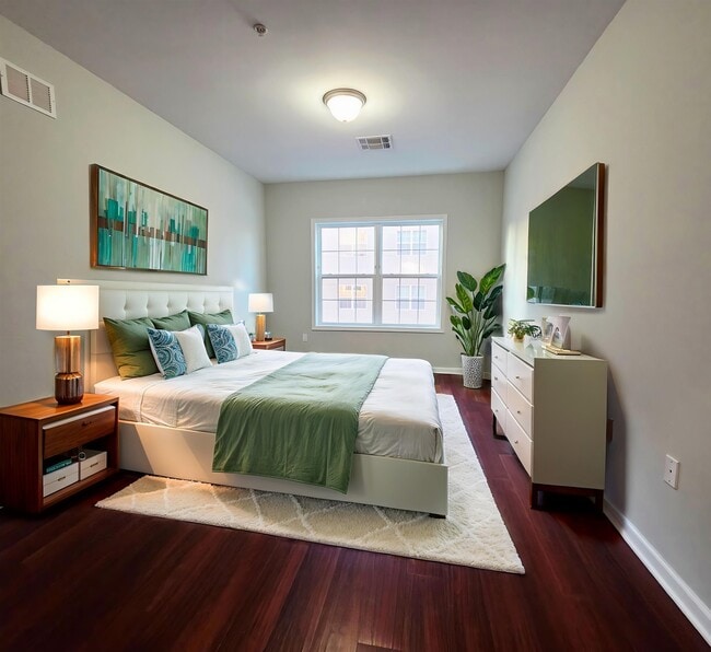 Building Photo - 5817 Jefferson St