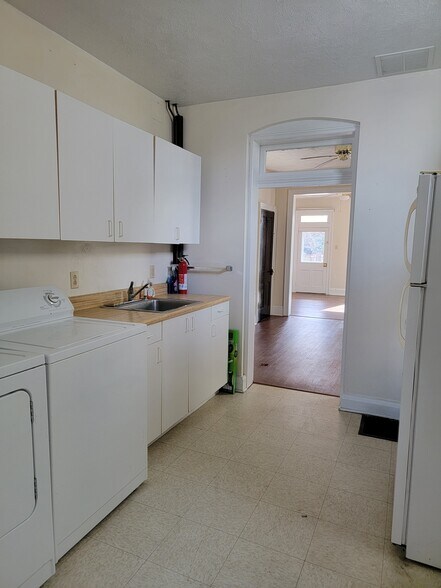 kitchen - 353 Main St