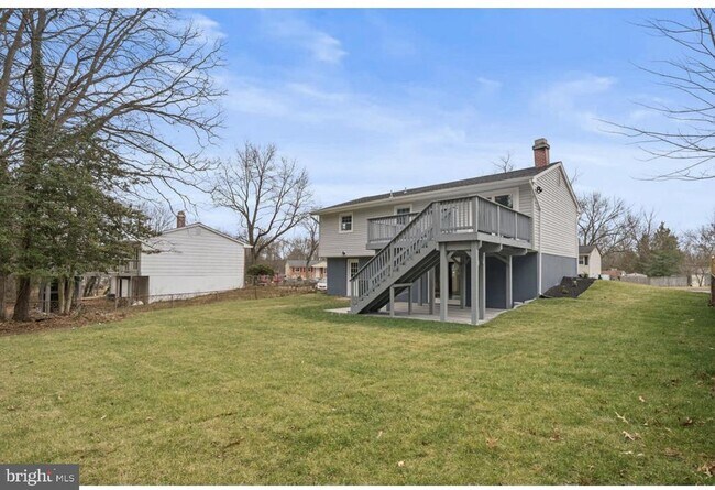 Building Photo - 4604 Kentwood Ln