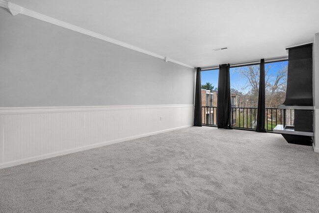 Building Photo - 8689 Greenbelt Rd