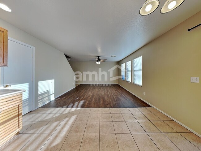 Building Photo - 2205 E 35th Ave