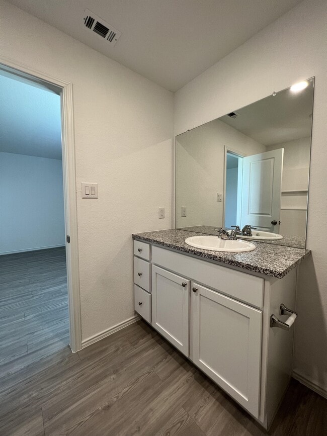 Building Photo - 7314 Silos Rdg