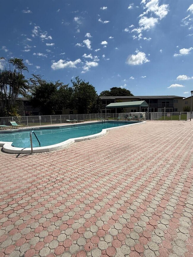 Building Photo - 7605 W Atlantic Blvd