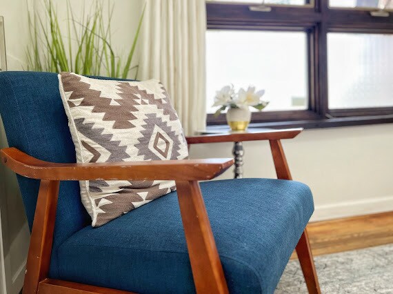 Building Photo - 1027 Canyon Rd