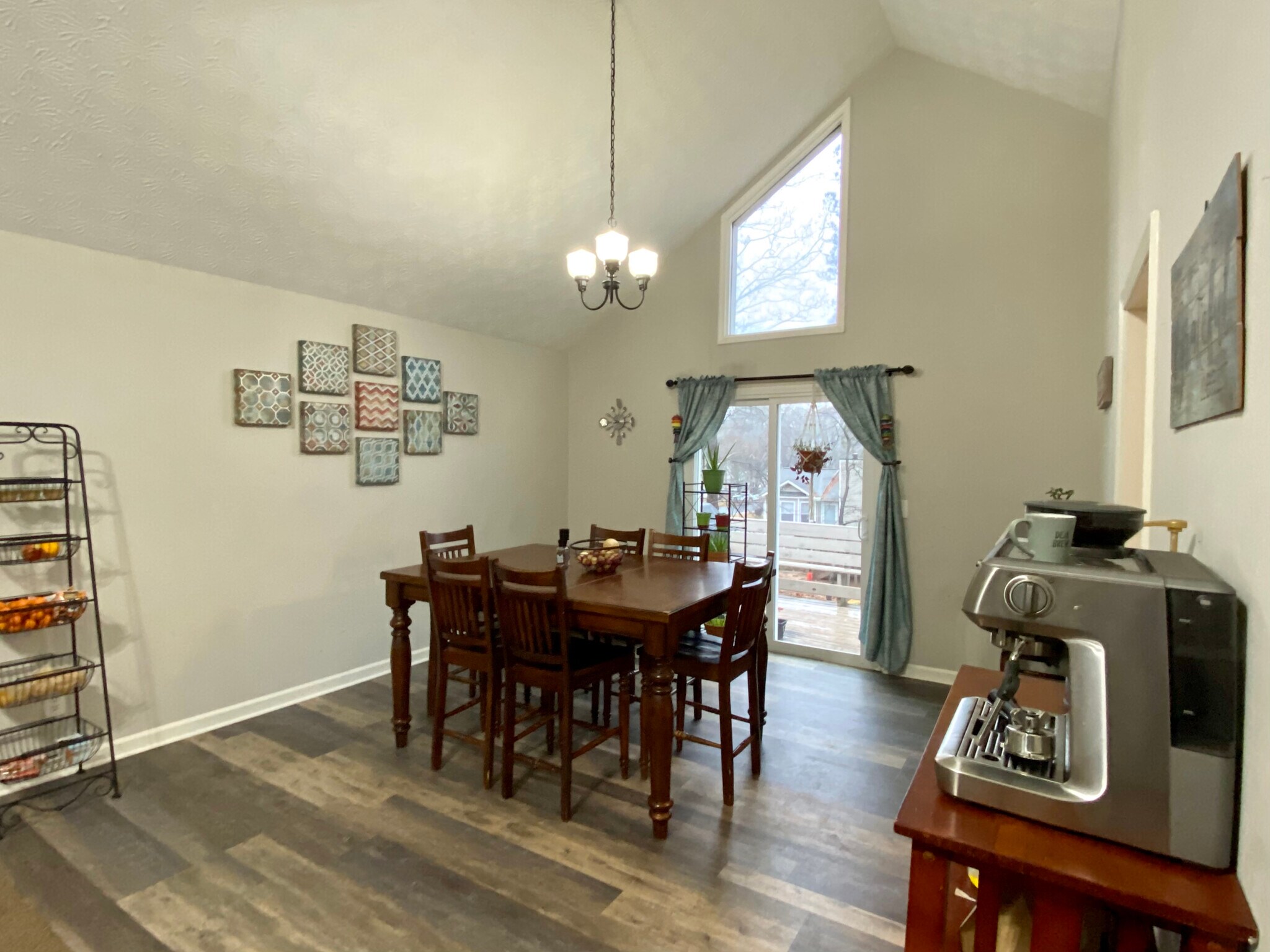 Building Photo - 1095 Mountain Springs Dr NW