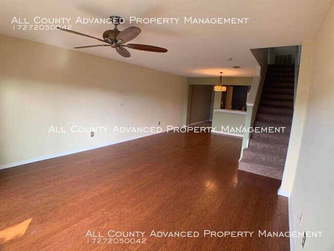 Building Photo - Waterford townhome for rent many amenities