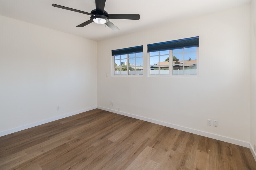 Building Photo - 11000 Gaviota Ave