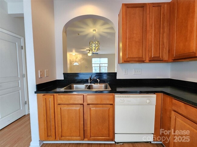 Building Photo - 8223 Chaceview Ct